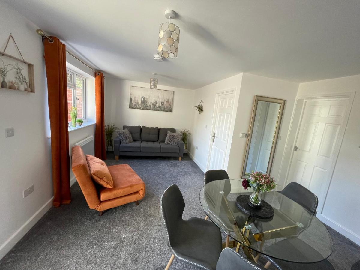 Luxury One Bed * Stevenage