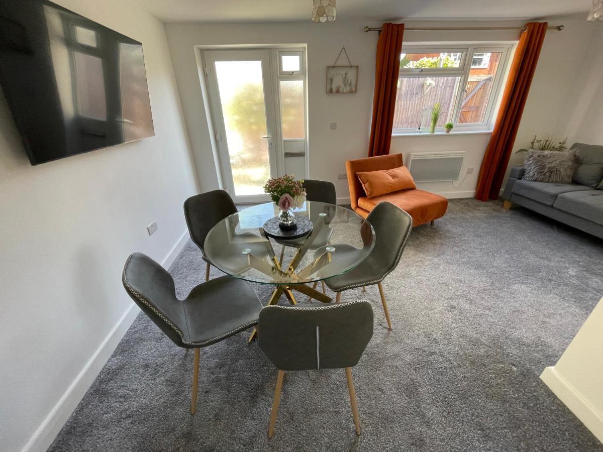 Luxury One Bed Apartment Stevenage