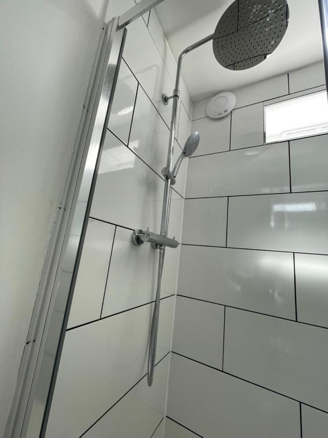 Luxury One Bed Apartment Stevenage
